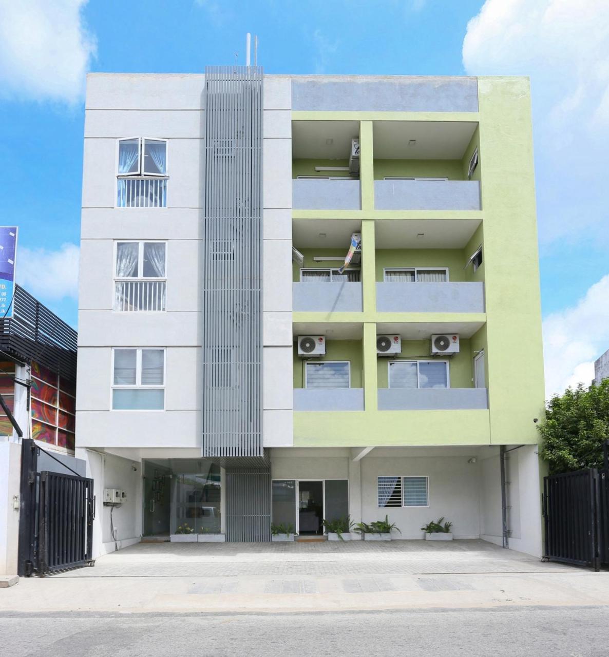 5 @ Rodney Place Colombo Exterior photo